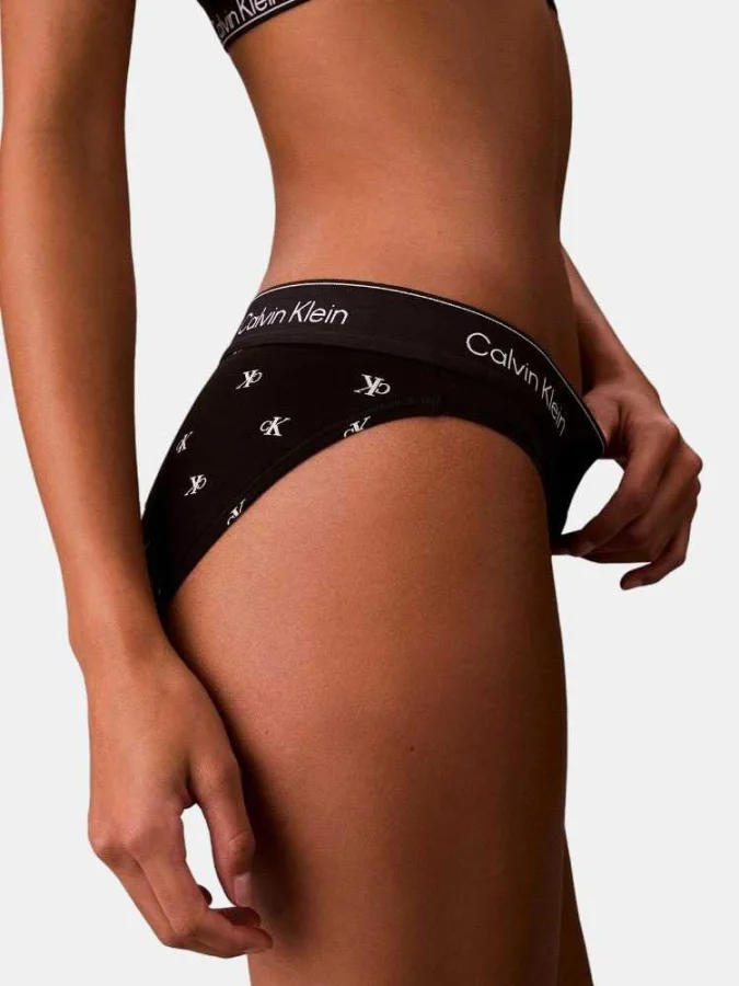 CALVIN KLEIN UNDERWEAR -... 2