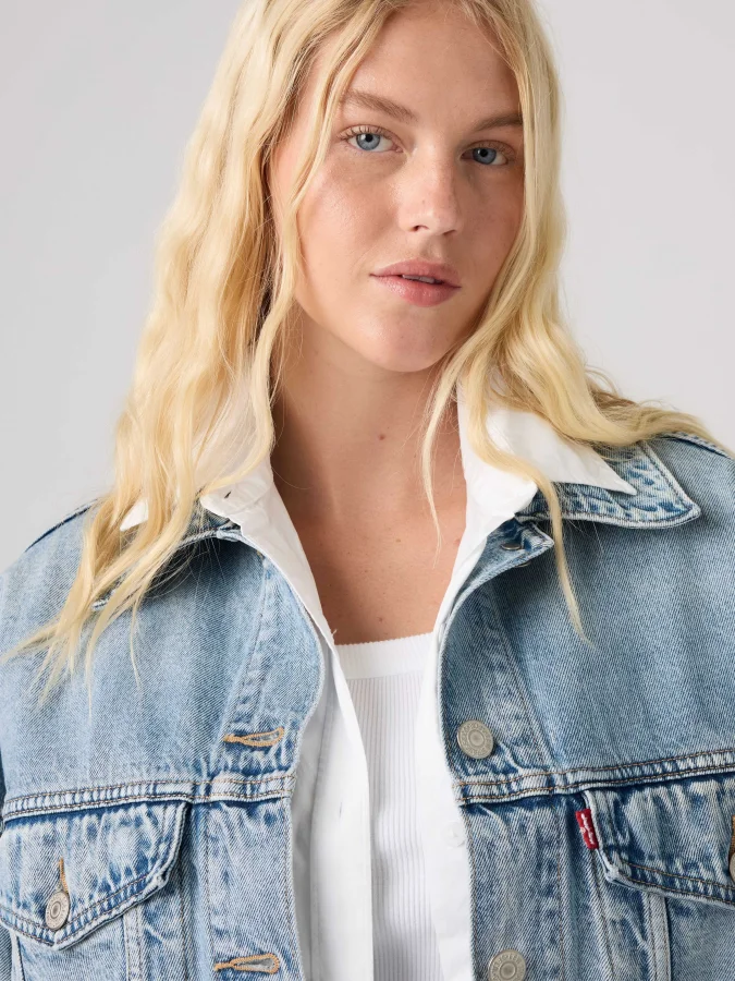 Levis® - LOOSE CROP TRUCKER 2