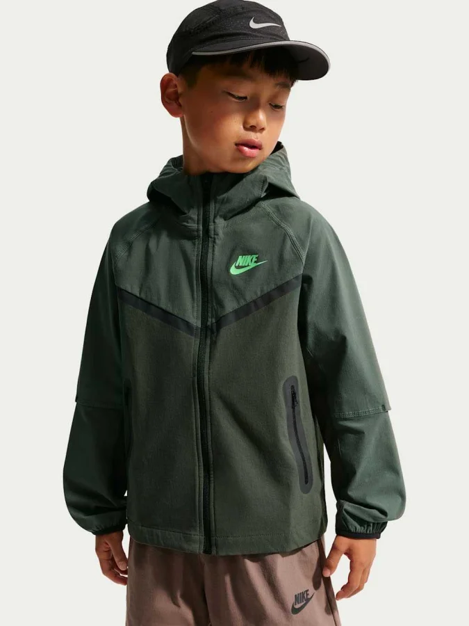 NIKE - B NSW TCH WVN FZ JKT... 2