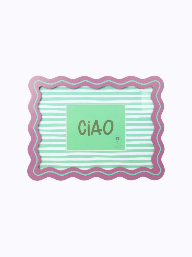 Item International - Photo...