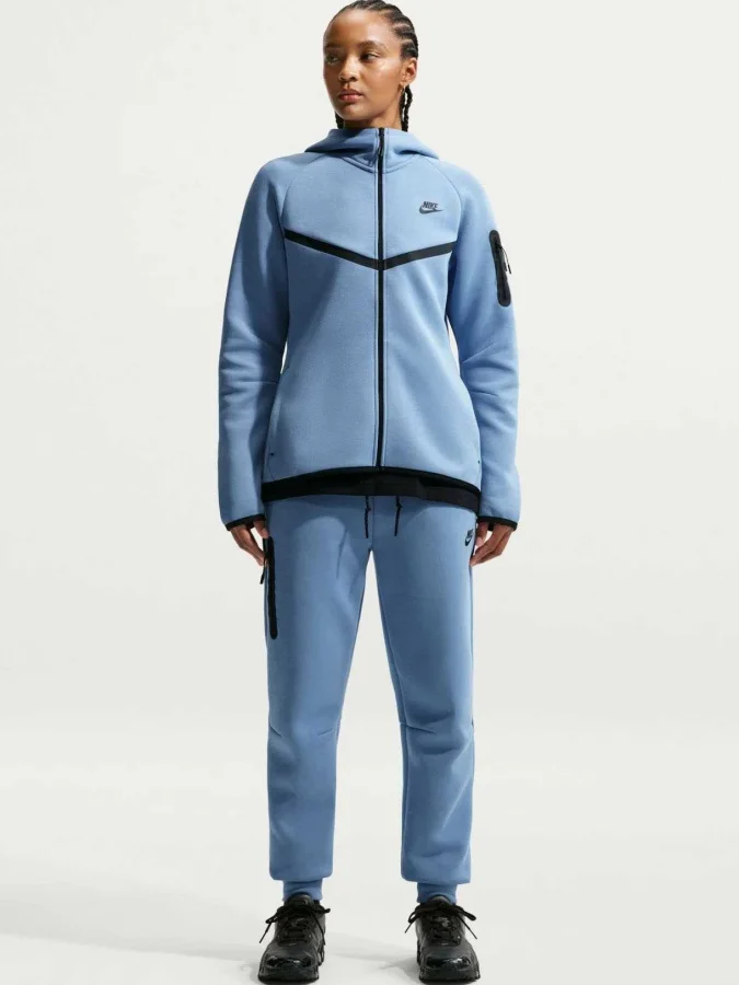 NIKE - W NSW TCH FLC MR...