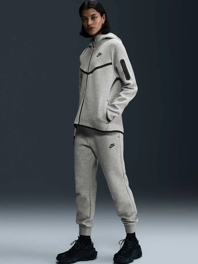 NIKE - W NSW TCH FLC MR...