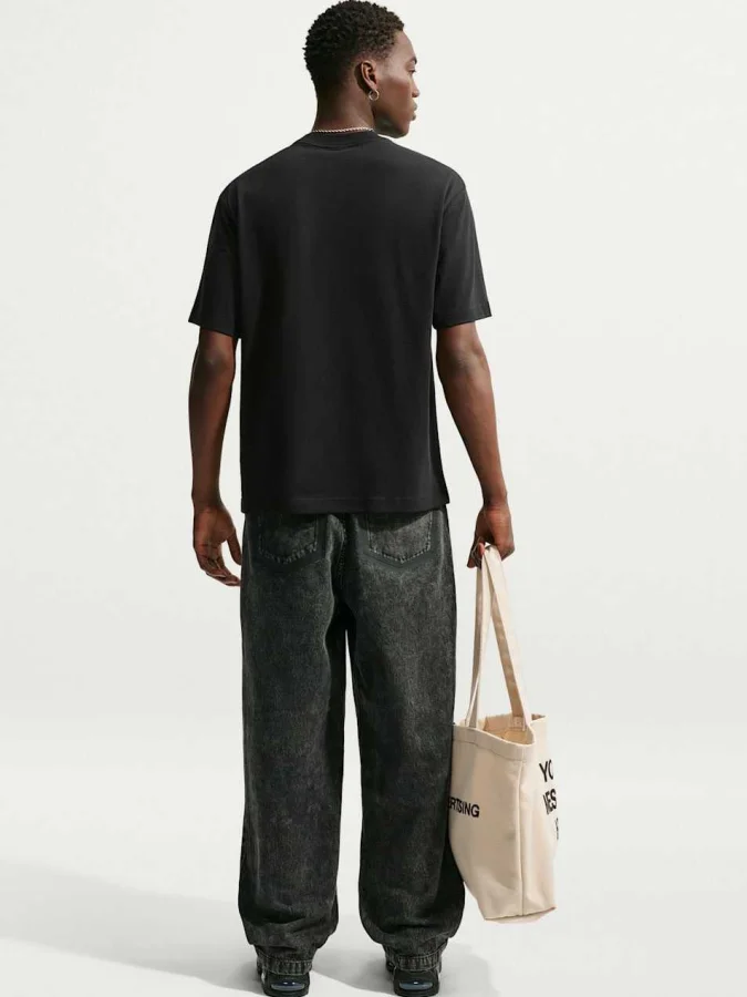 NIKE - U NSW TEE LSE YMH 1 2