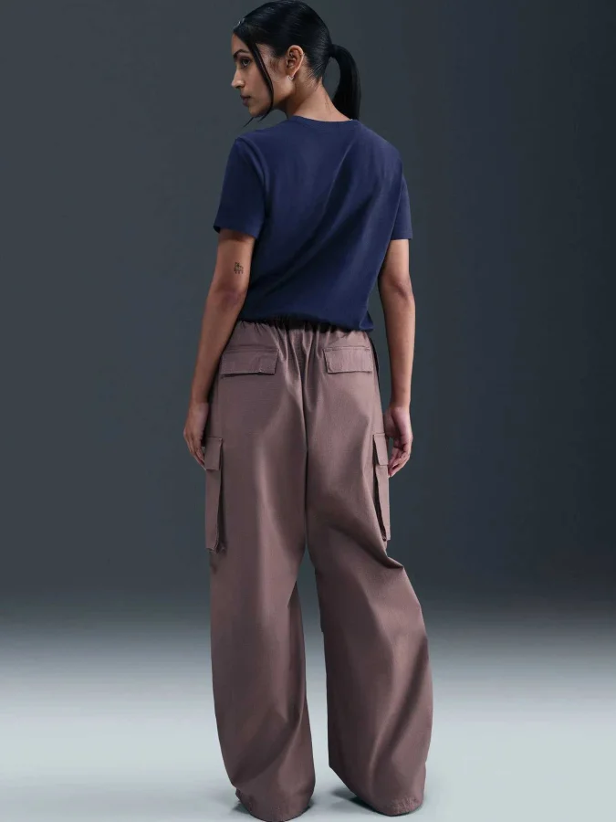 NIKE - W NSW CLUB SS TEE 2