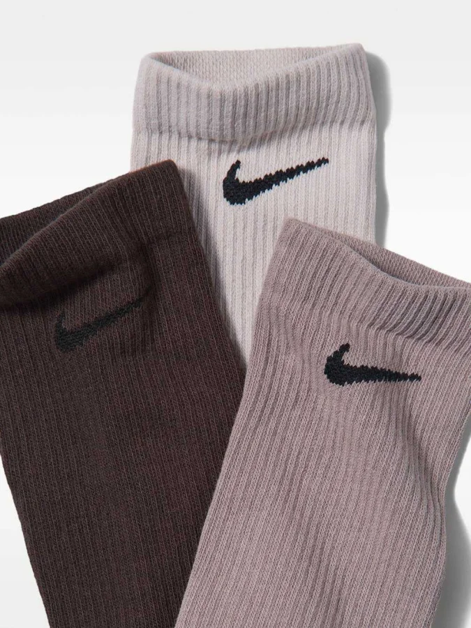 NIKE - U NK ED ELVD CRW 3P... 2