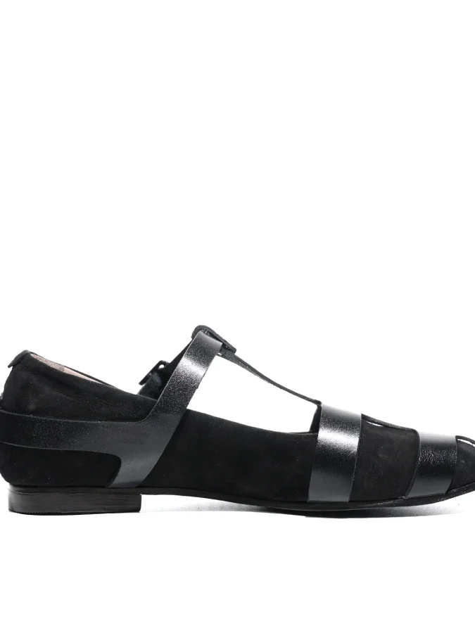 ATRIO X RUSO DANELIA