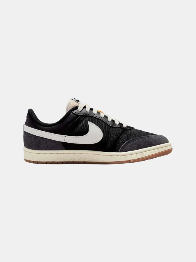 NIKE - WMNS AIR JORDAN...