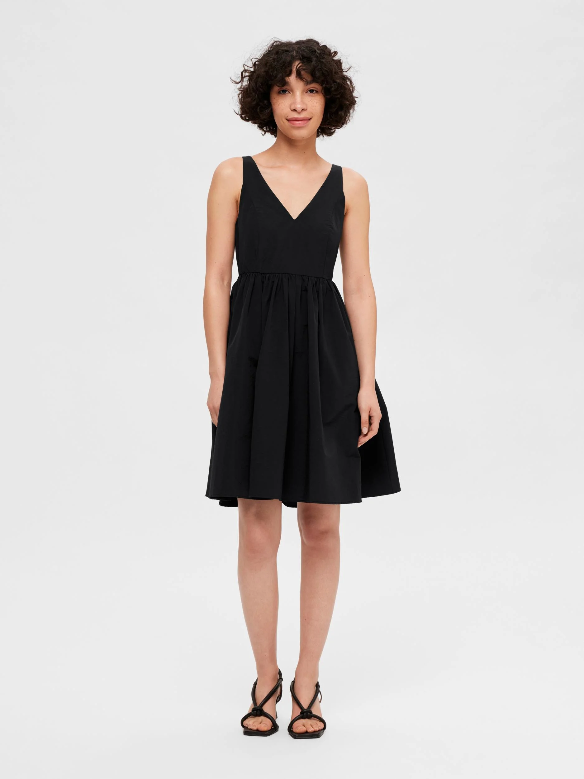 SELECTED WOMEN - SLFFELIA SL SHORT... SELECTED WOMEN - SLFFELIA SL SHORT...