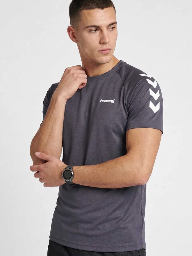 HUMMEL - HMLCHEVRON T-SHIRT...