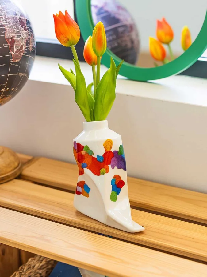 Pylones - Vase, 14 x 10.5 x... 2