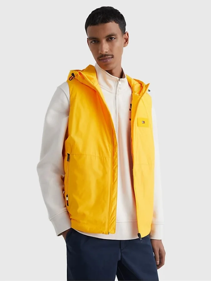 Tommy Hilfiger - MIX MEDIA...