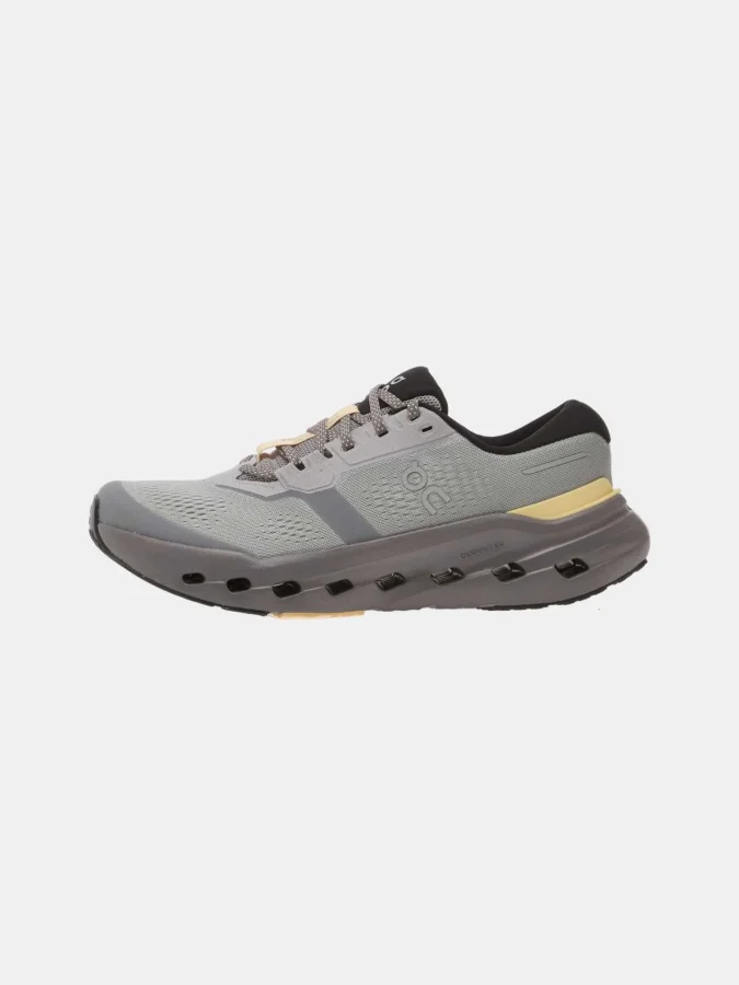 On - Cloudrunner 3 2