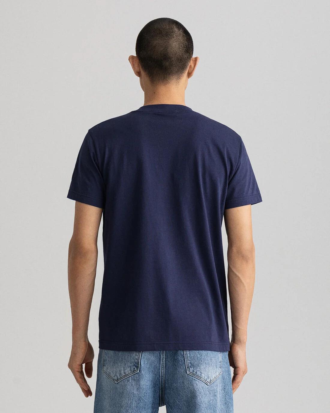 Gant - D1. TONAL ARCHIVE SHIELD T-SHIRT Gant - D1. TONAL ARCHIVE SHIELD T-SHIRT