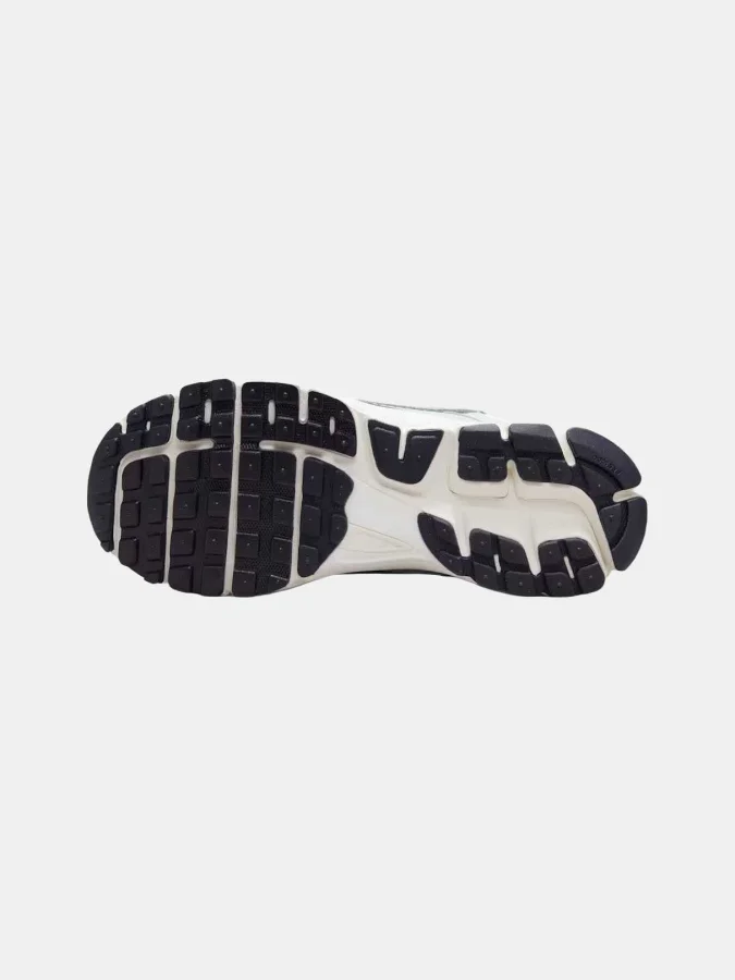NIKE - W NIKE ZOOM VOMERO 5 2