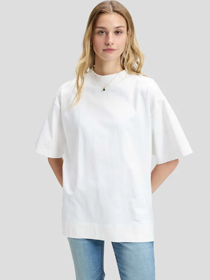 Lee - ELONGATED BOXY TEE