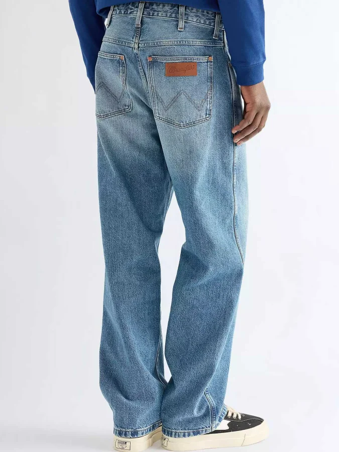 Wrangler - LOOSE STRAIGHT 2