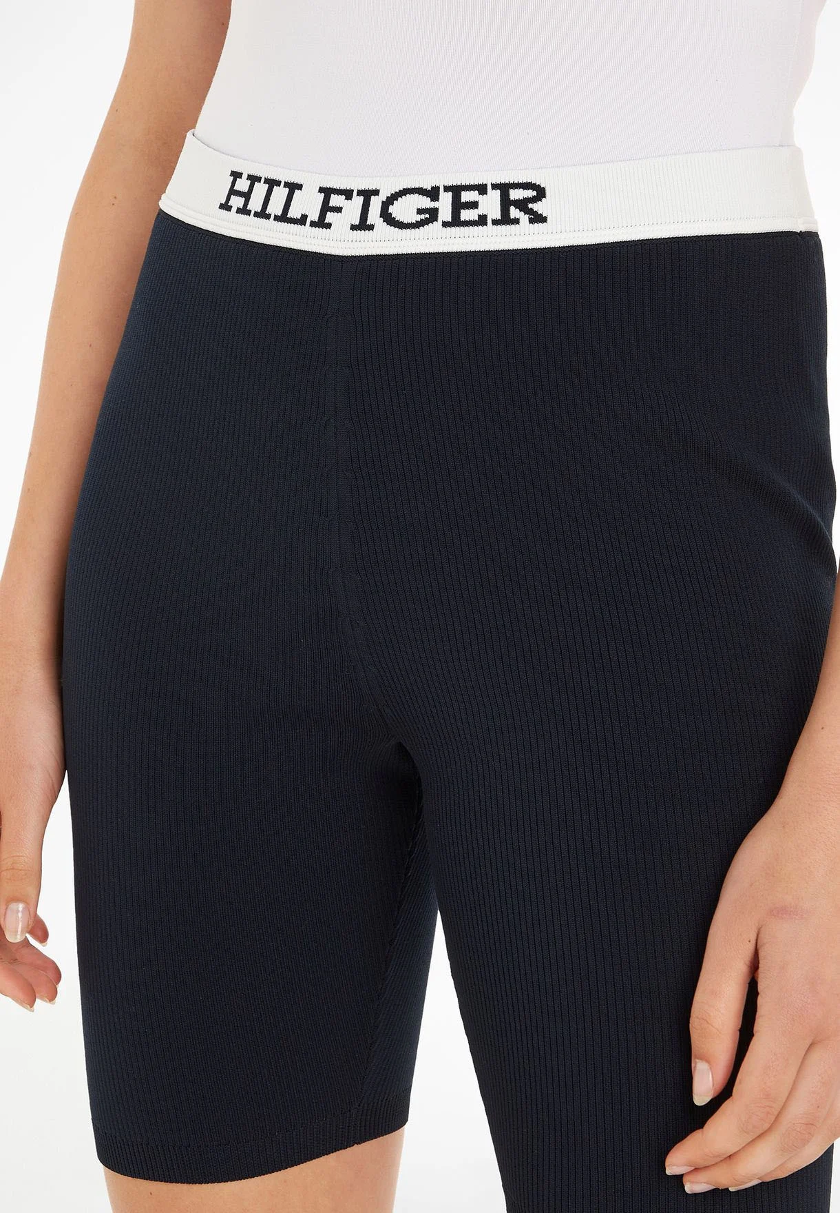 Tommy Hilfiger - RW FITTED SWEATER... Tommy Hilfiger - RW FITTED SWEATER...
