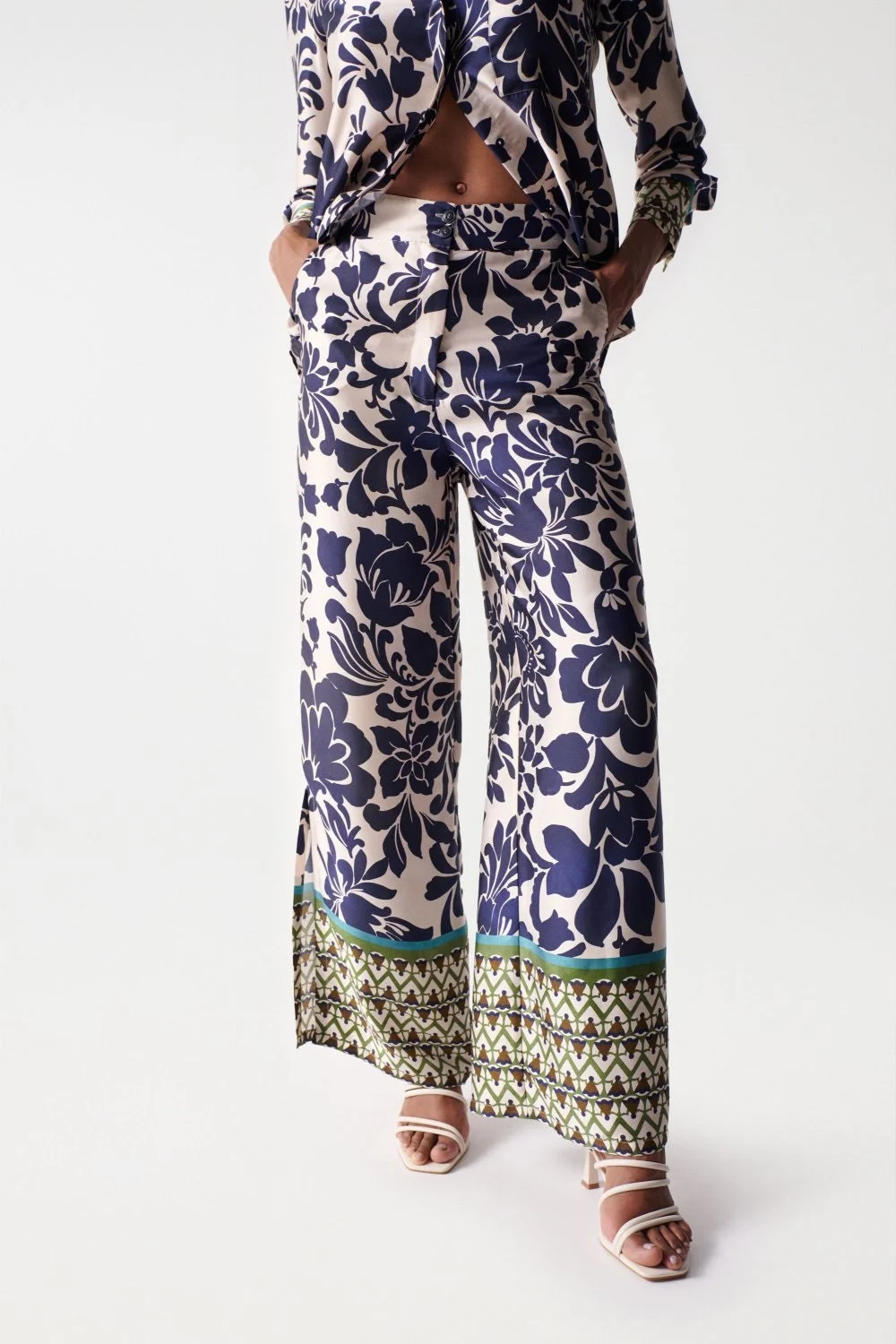 Salsa Jeans - SATIN-FEEL TROUSERS... Salsa Jeans - SATIN-FEEL TROUSERS...