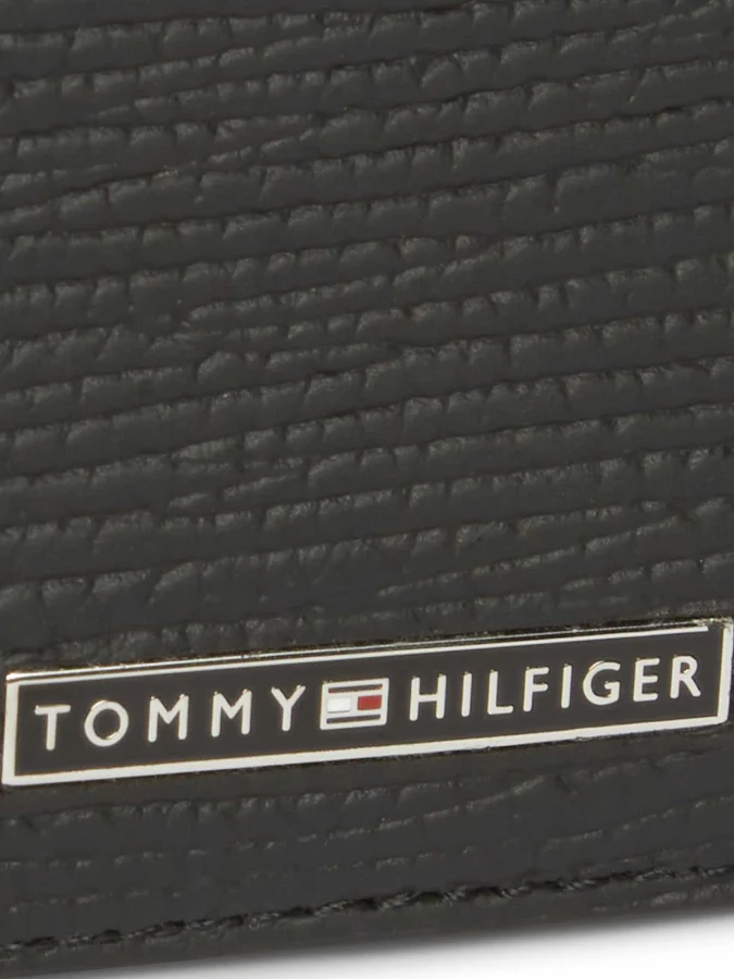 Tommy Hilfiger - TH... 2