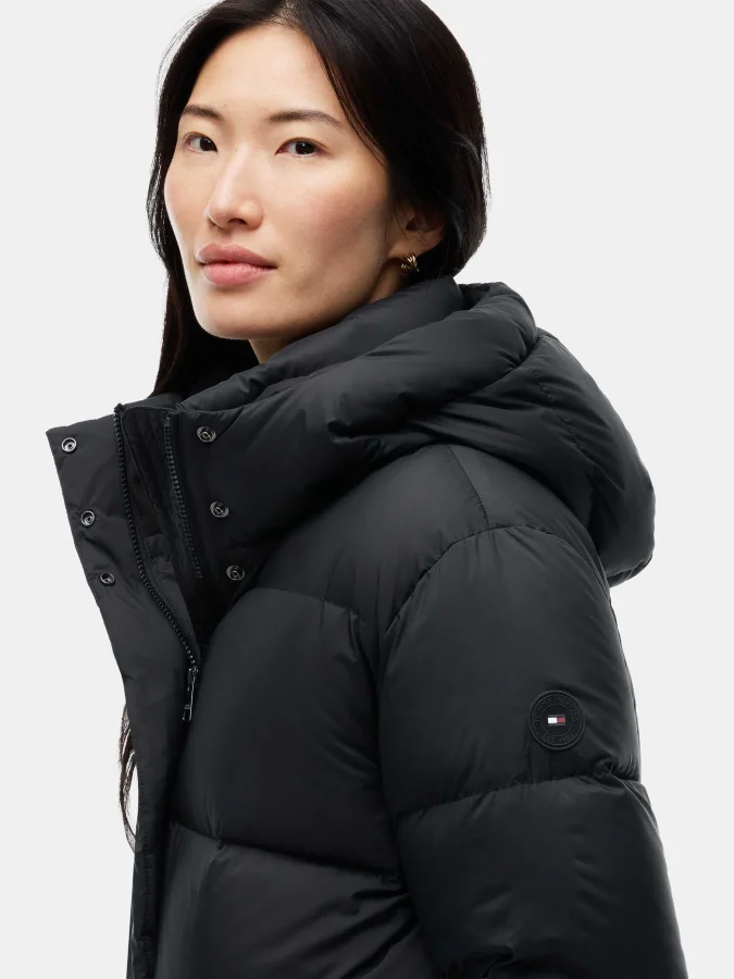 Tommy Hilfiger - DOWN... 2