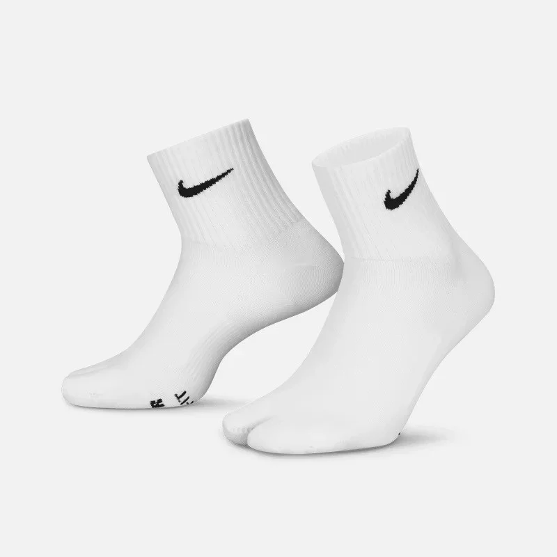 NIKE - U NK ED PLS LTWT ANK 160 TABI NIKE - U NK ED PLS LTWT ANK 160 TABI