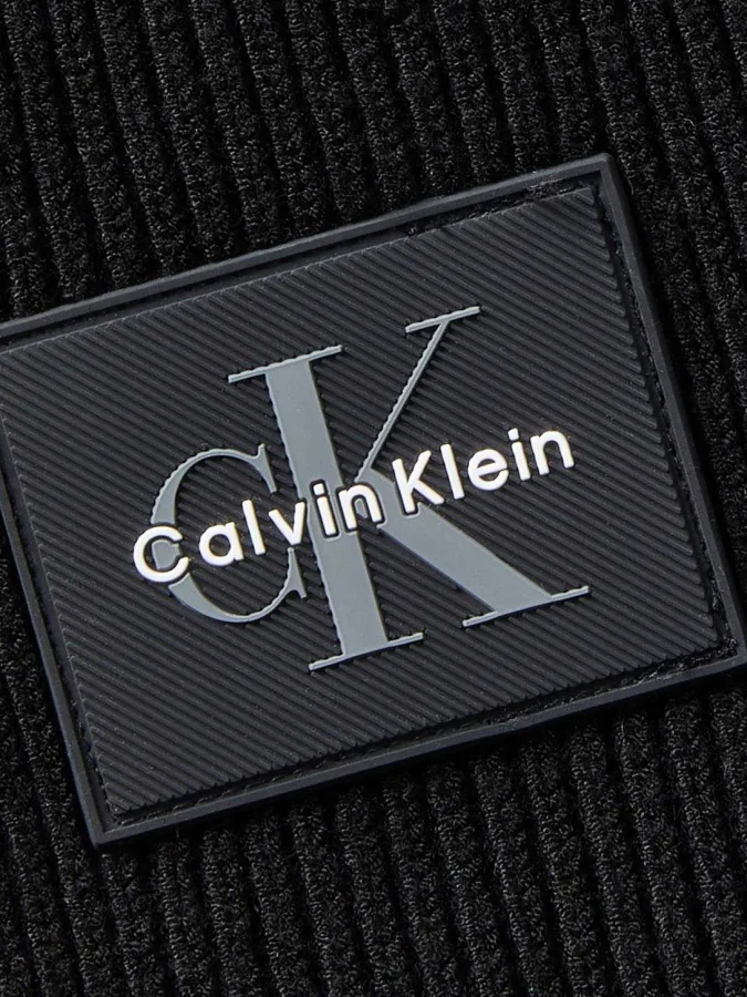 CALVIN KLEIN - MONOLOGO... 2