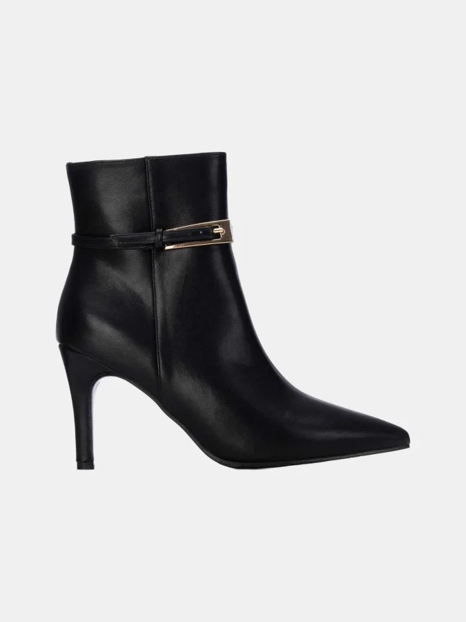 XTI - BLACK PU LADIES ANKLE...