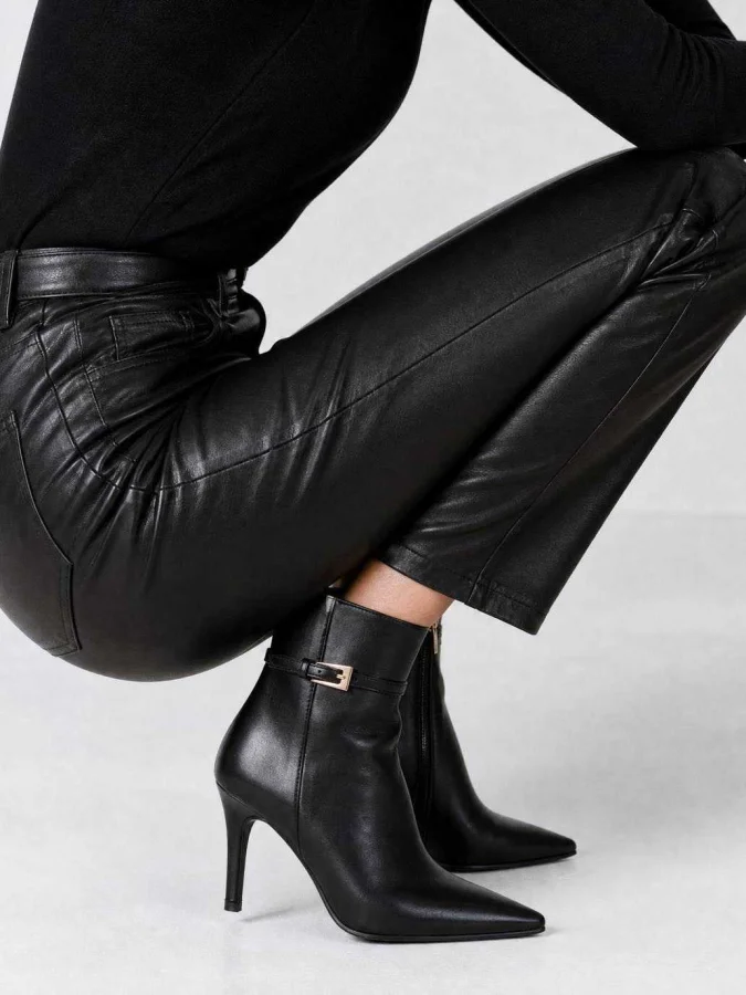 XTI - BLACK PU LADIES ANKLE... 2