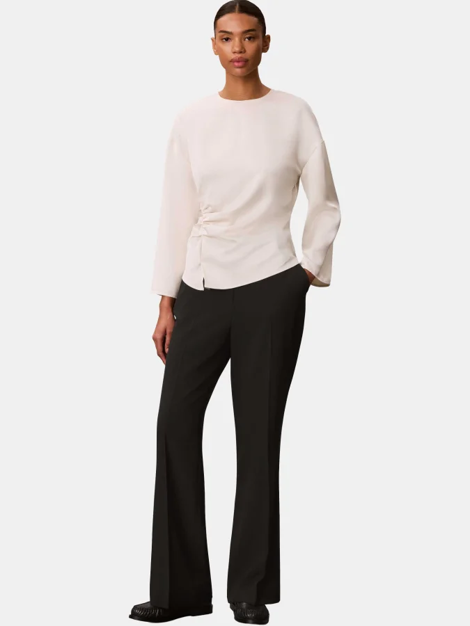 Calvin Klein - MATTE SATIN...