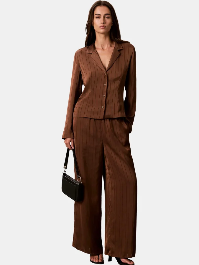 Calvin Klein - TEXTURED...