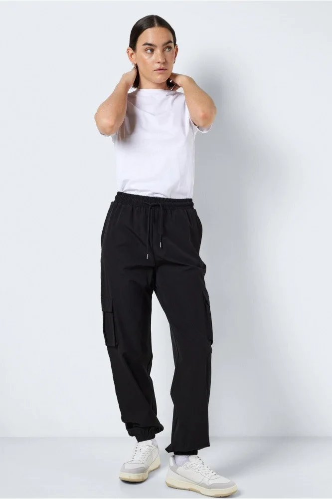 Noisy May - NMKIRBY HW CARGO PANTS... Noisy May - NMKIRBY HW CARGO PANTS...