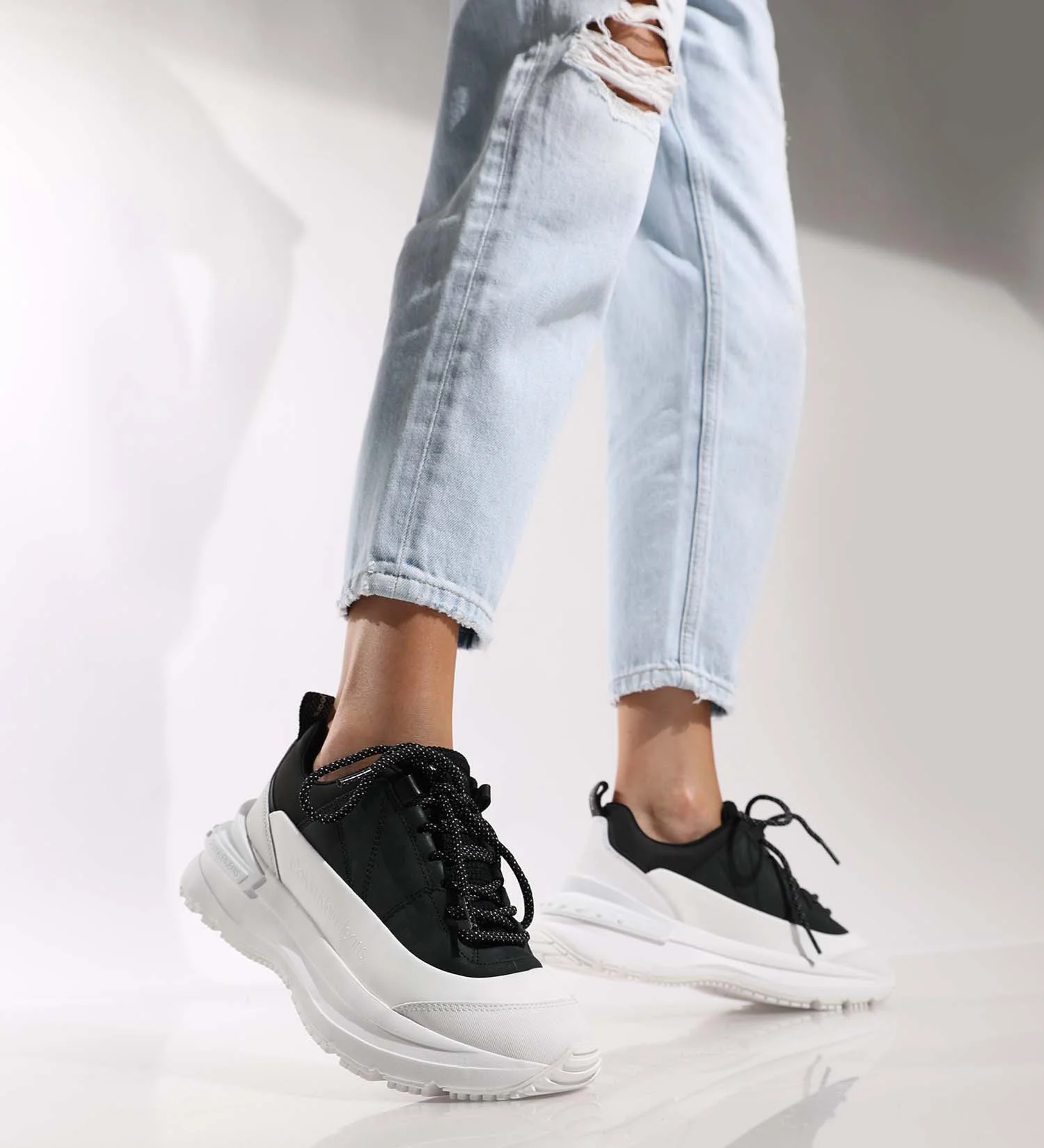 CALVIN KLEIN - CHUNKY RUNNER LACEUP... CALVIN KLEIN - CHUNKY RUNNER LACEUP...