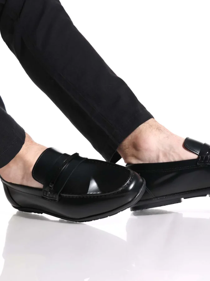 CALVIN KLEIN - DRIVER... 2