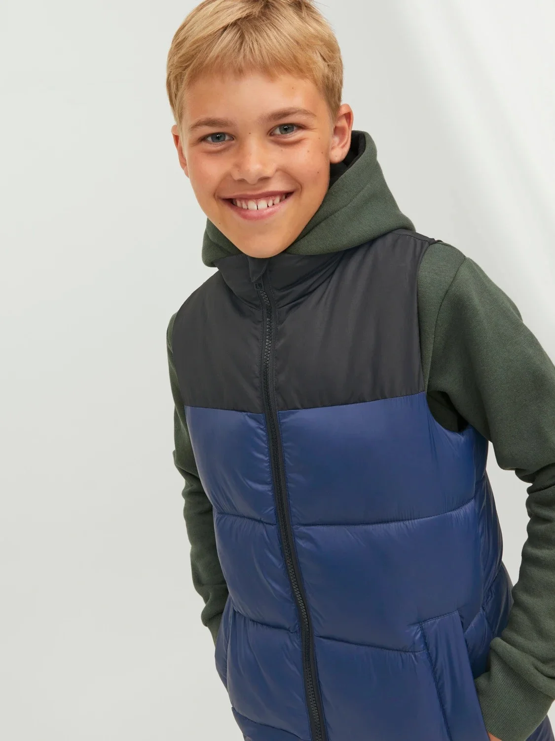 Jack&Jones - JJETOBY BODYWARMER... Jack&Jones - JJETOBY BODYWARMER...
