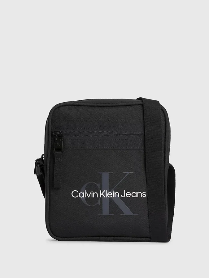CALVIN KLEIN JEANS