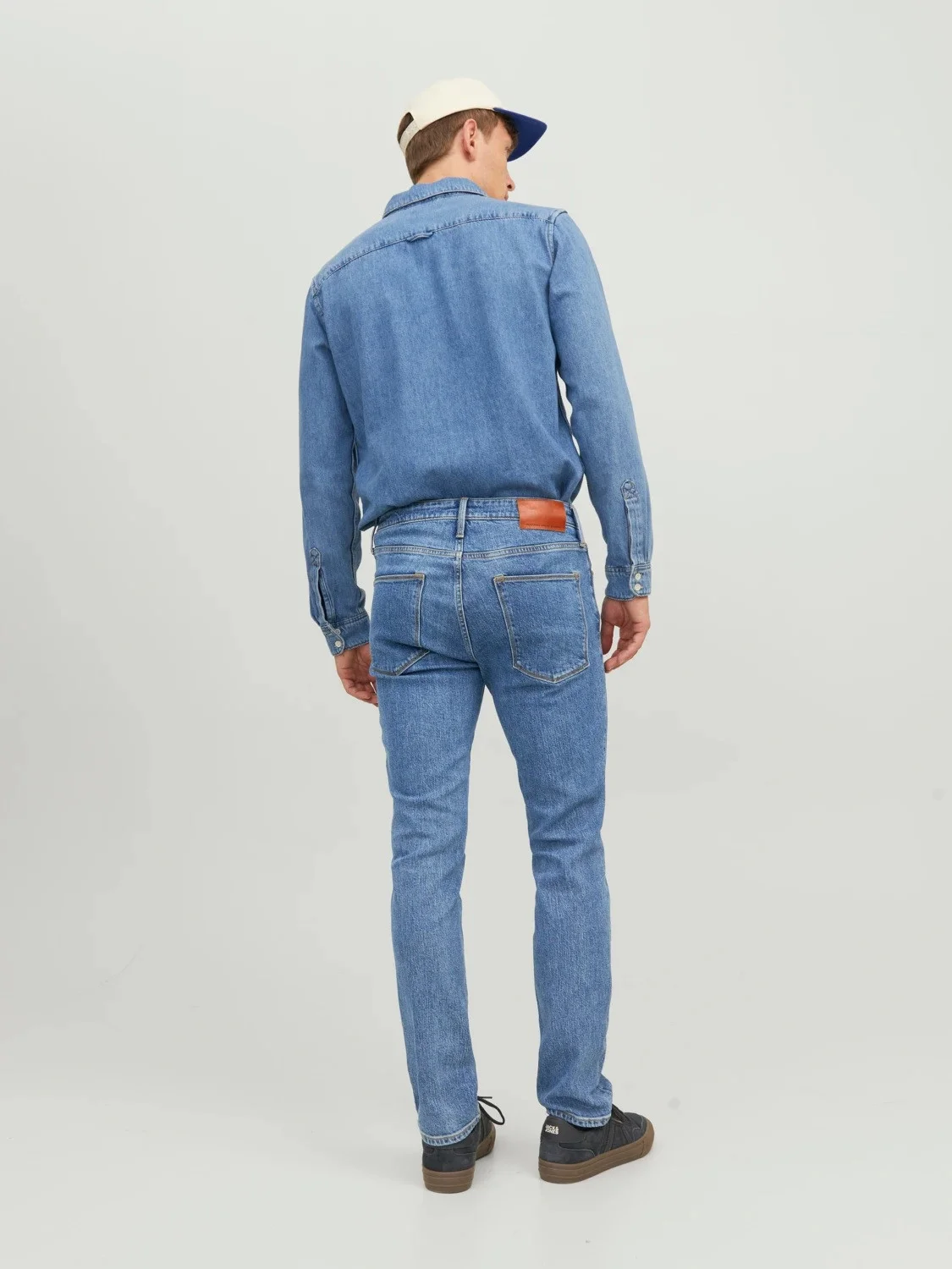 Jack & Jones - JJICLARK JJEVAN AM 395... Jack & Jones - JJICLARK JJEVAN AM 395...