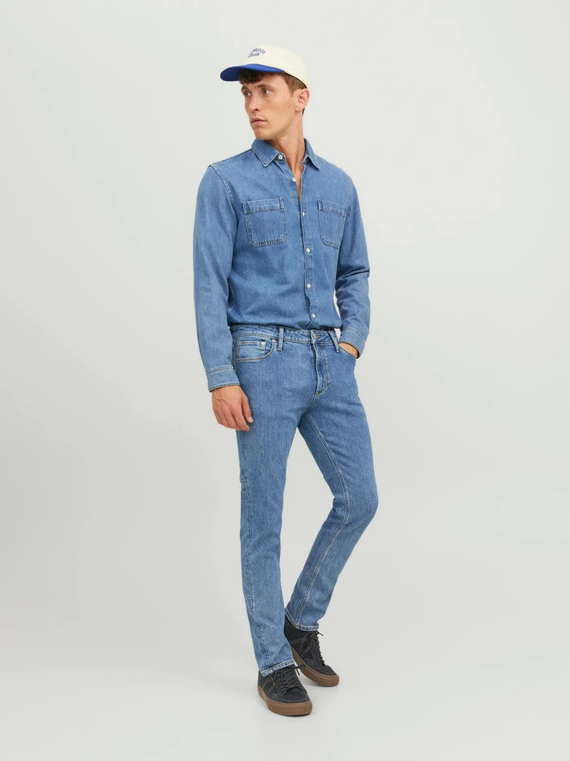 Jack & Jones - JJICLARK JJEVAN AM 395... Jack & Jones - JJICLARK JJEVAN AM 395...