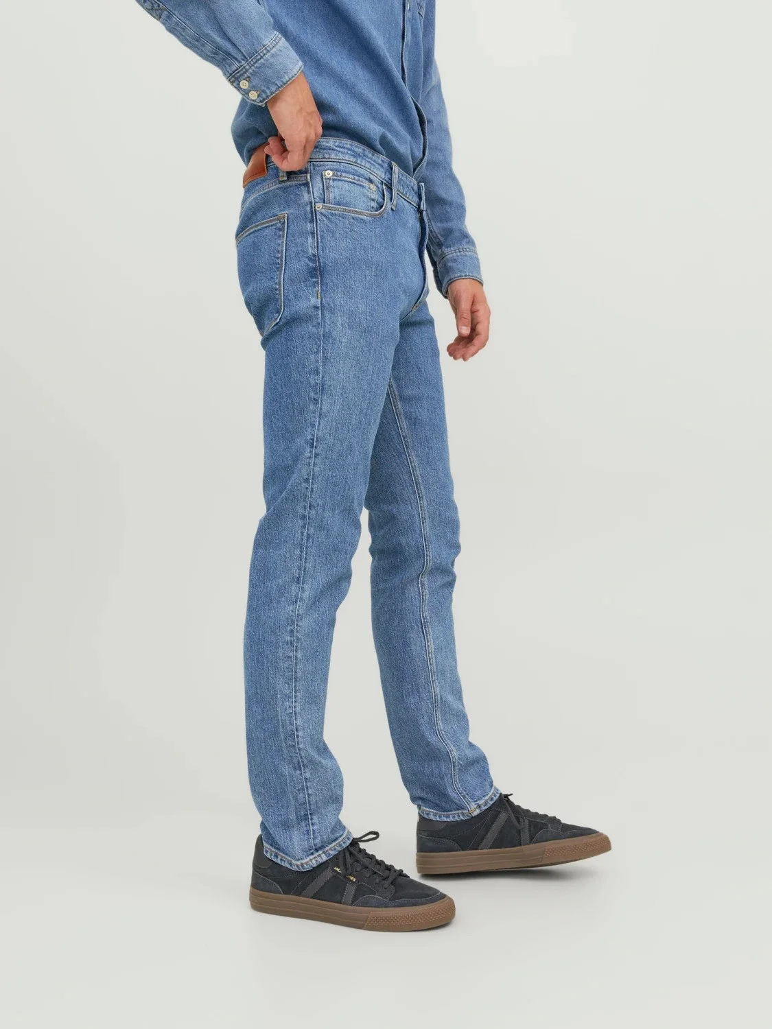 Jack & Jones - JJICLARK JJEVAN AM 395... Jack & Jones - JJICLARK JJEVAN AM 395...