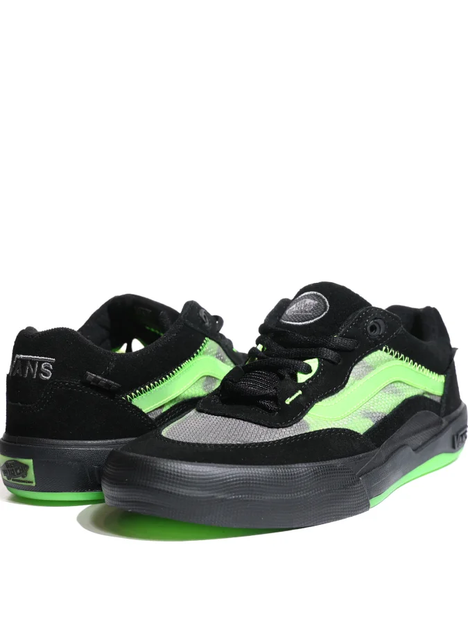 VANS - WAYVEE GLOW SKULLS