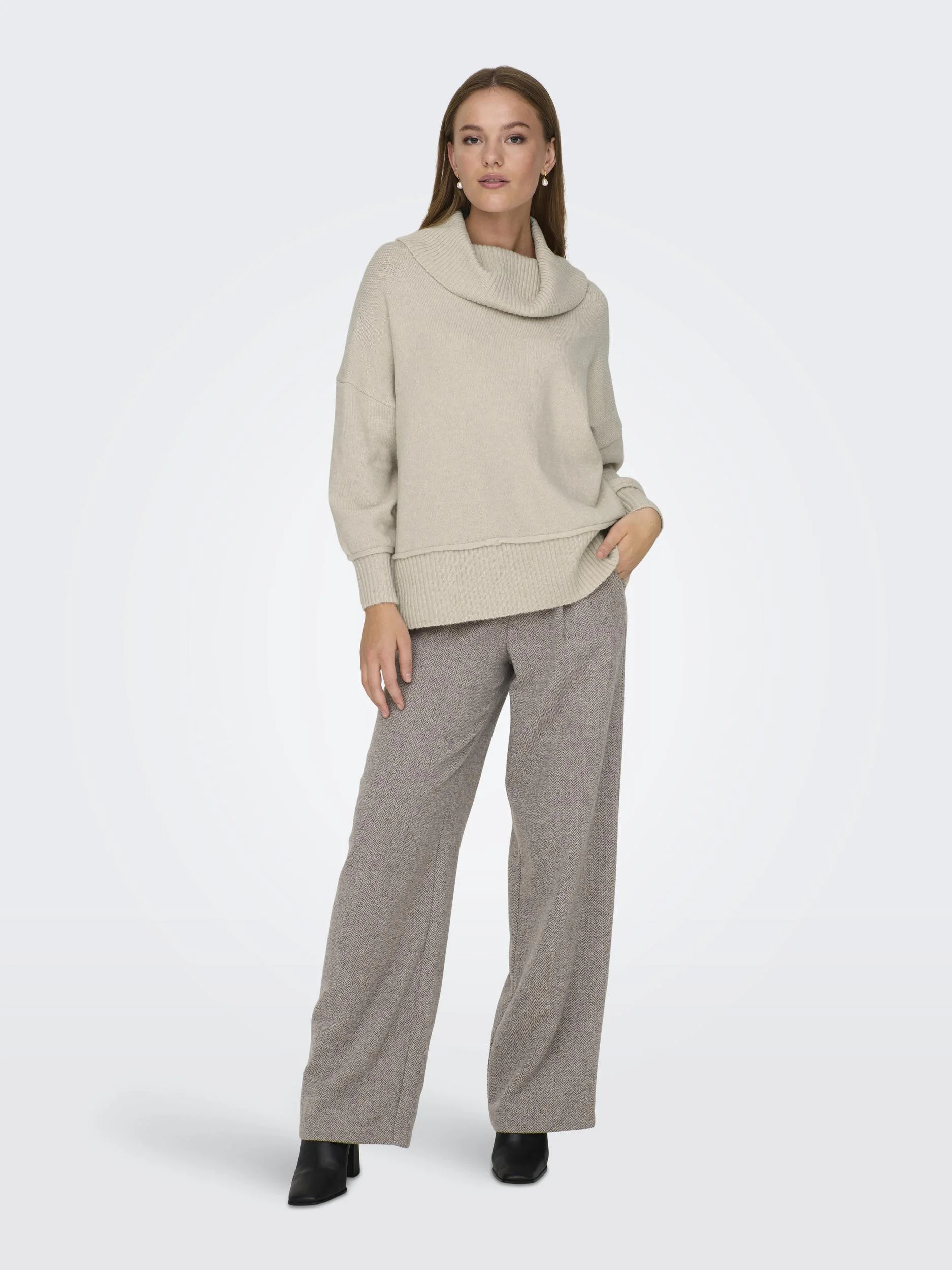 ONLY - ONLHAZEL LS COWLNECK BF KNT ONLY - ONLHAZEL LS COWLNECK BF KNT