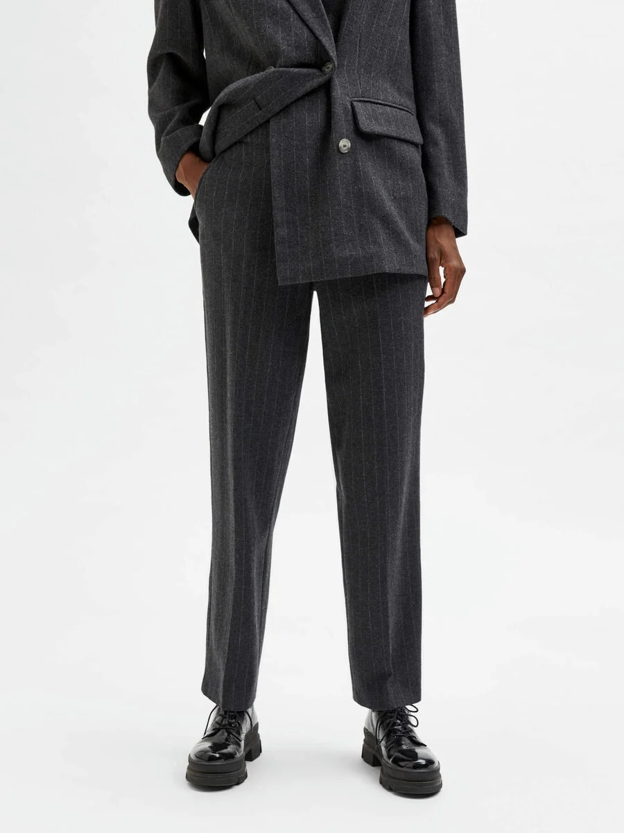 SELECTED WOMEN SELECTED WOMEN