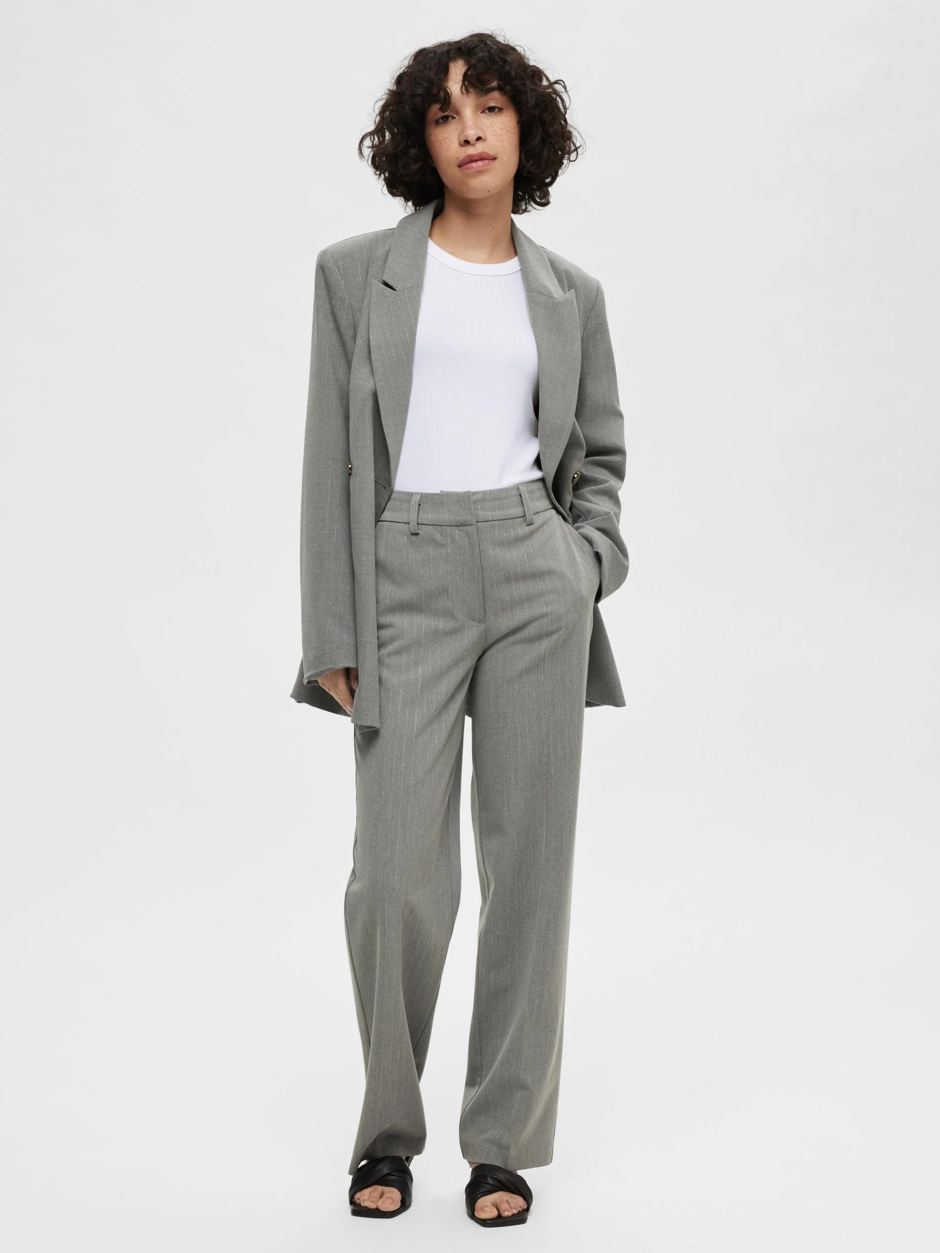 SELECTED WOMEN - SLFDOA-POLINA MW... SELECTED WOMEN - SLFDOA-POLINA MW...