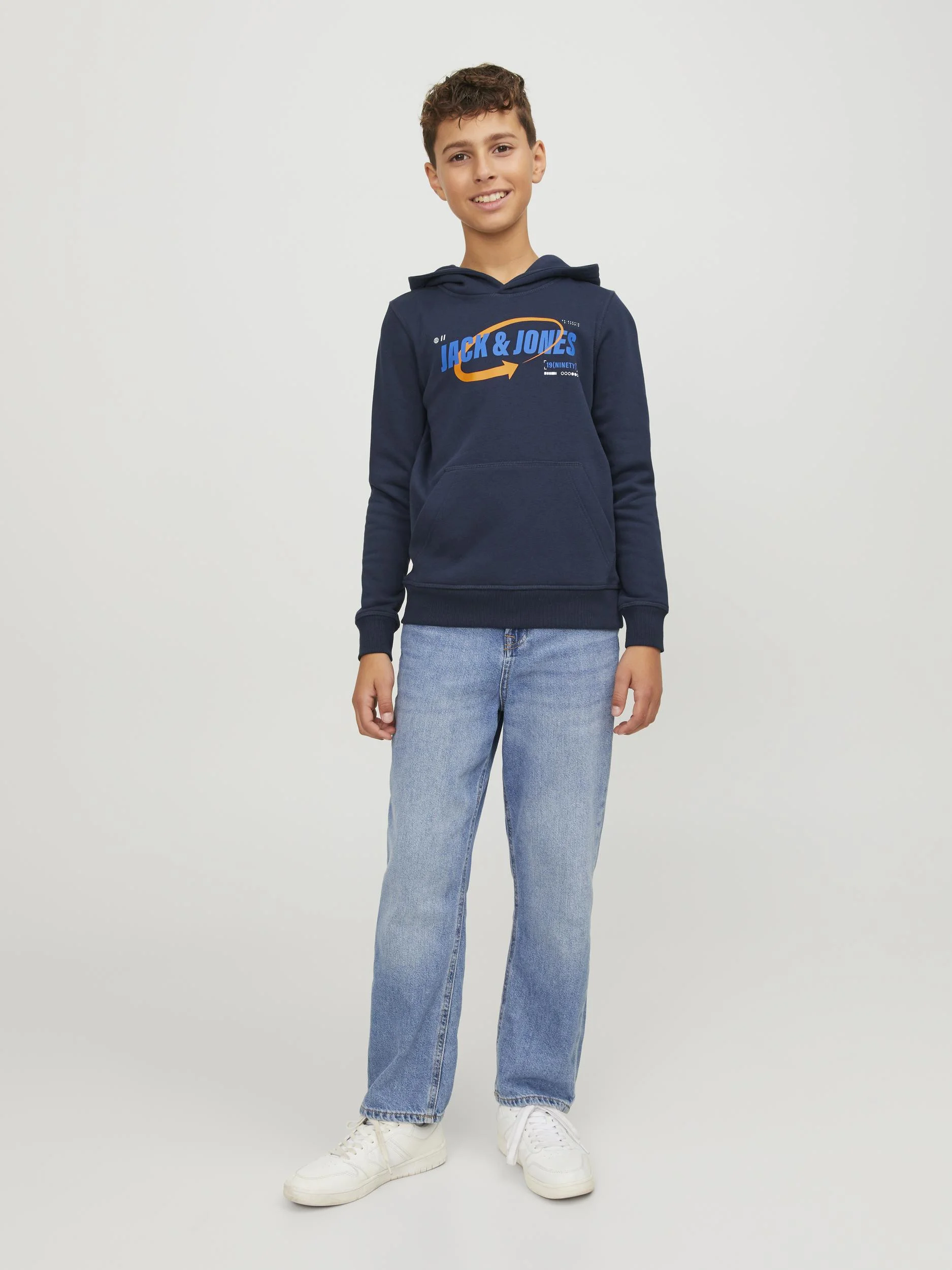 Jack&Jones Junior - JCOBLACK SWEAT... Jack&Jones Junior - JCOBLACK SWEAT...