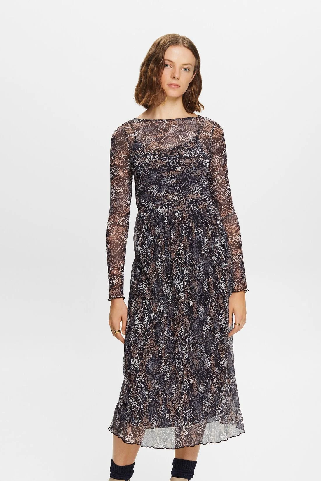 ESPRIT - Patterned and pleated mesh... ESPRIT - Patterned and pleated mesh...