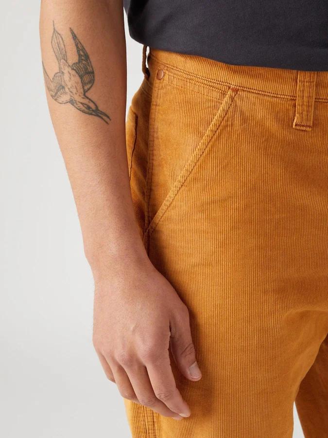 Wrangler - CASEY CARPENTER