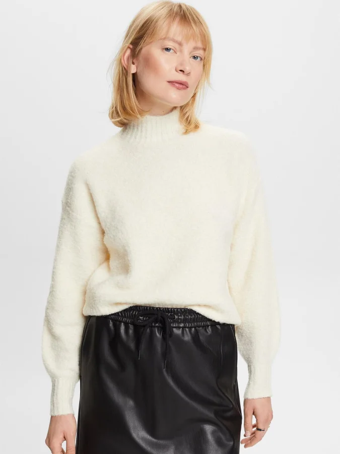 ESPRIT - Fuzzy Mock Neck...