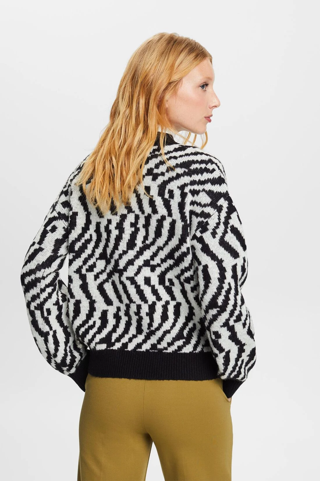 ESPRIT - Abstract jacquard sweater ESPRIT - Abstract jacquard sweater
