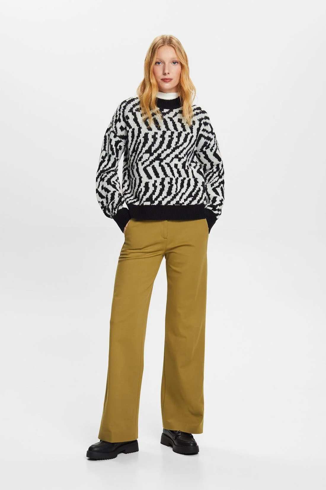 ESPRIT - Abstract jacquard sweater ESPRIT - Abstract jacquard sweater