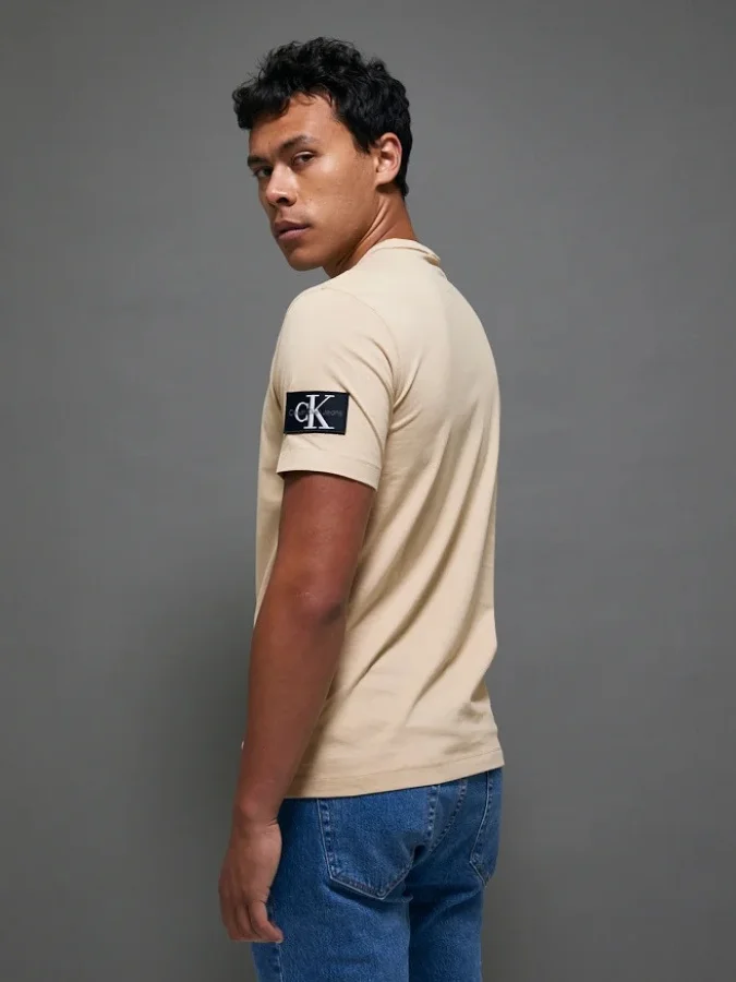 CALVIN KLEIN JEANS 2