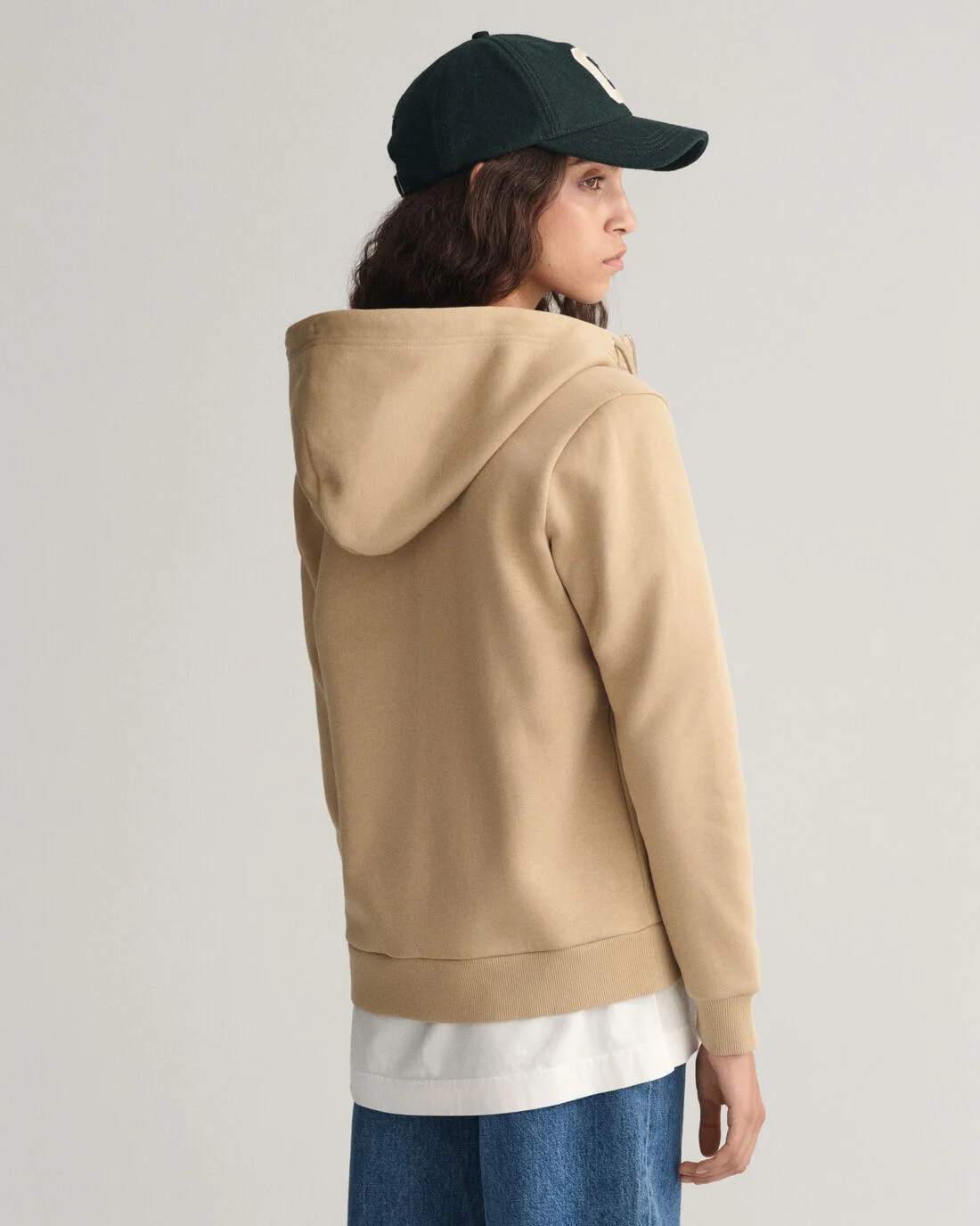 Gant - REG TONAL SHIELD ZIP HOODIE Gant - REG TONAL SHIELD ZIP HOODIE